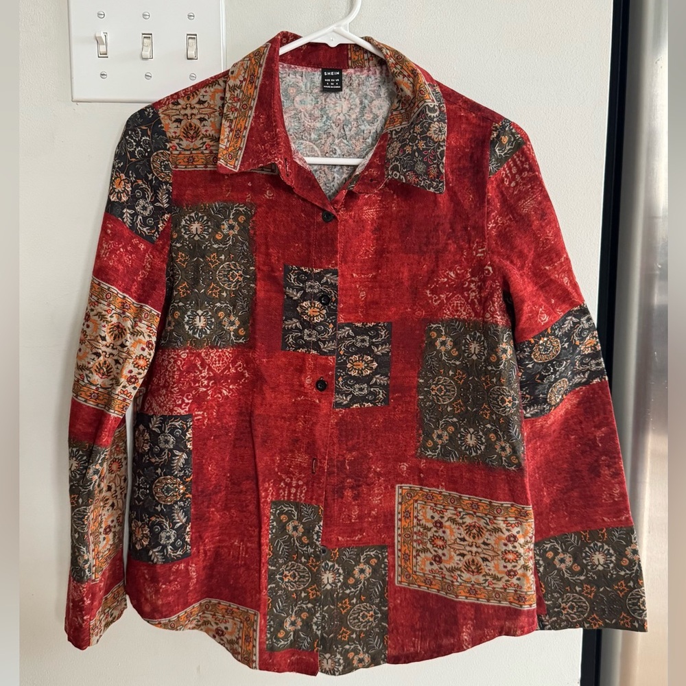 Button Down Top - Picture 3 of 10